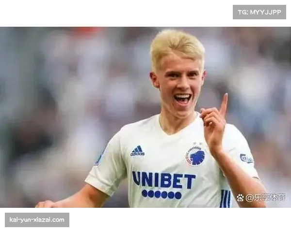 斯特拉斯堡20岁门将彭德斯对阵里尔做出四次关键扑救