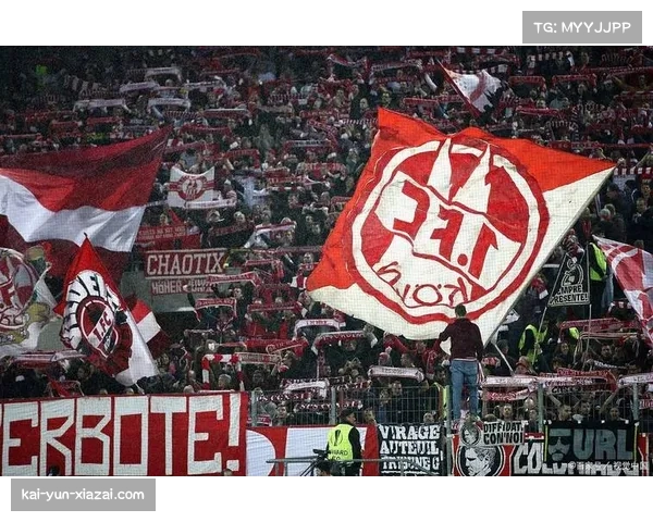 联赛争冠格局渐明 埃因霍温攻势足球风格占得先机